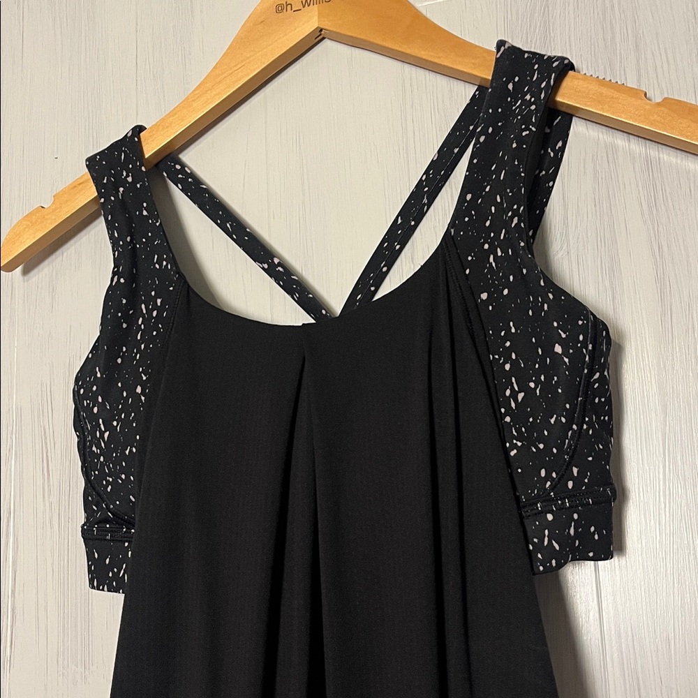 Lululemon Nouveau Limits Tank‎ Black Butterfly Texture Top Size 6 - Picture 5 of 9